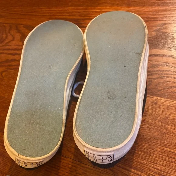 Nine West, Cool Jack Purcell look a like sneakers. Size 7, barely warn, - Picture 6 of 6